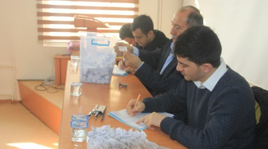 Hakkari&rsquo;de kura &ccedil;ekimi