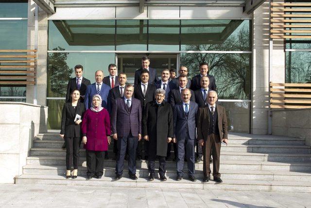 Vali Bilmez, “Bu bölgenin terör ve cehaletten kurtulması eğitimden geçer”