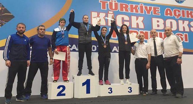 Türkiye Kickboks Turnuvası’nda  Kayserili sporcular madalyaları topladı