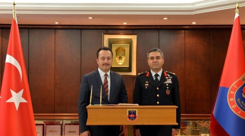 Vali Şent&uuml;rk&rsquo;ten Tugay Komutanlığı&rsquo;na ziyaret