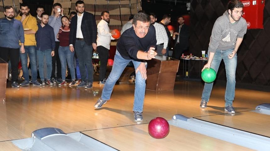 Zeybekci: "İzmir&rsquo;in yaşam tarzı, benim yaşam tarzım"