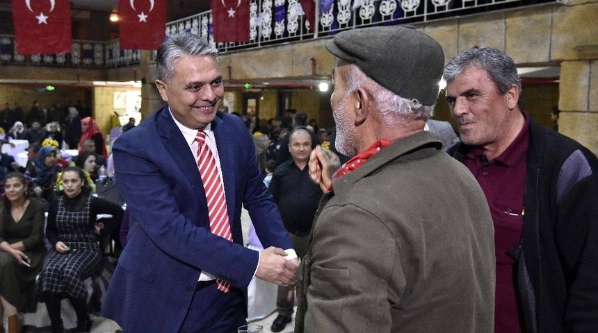 Başkan Uysal, asker eğlencesinde