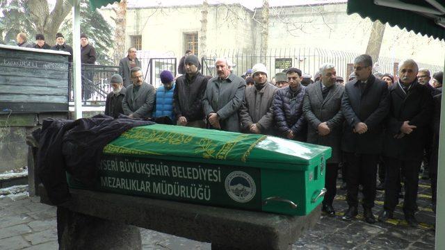 Kayseri’nin önemli simalarından Aydın Karakimseli Hakk’a uğurlandı