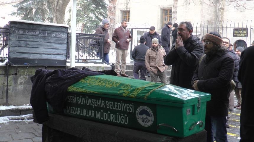 Kayseri&rsquo;nin &ouml;nemli simalarından Aydın Karakimseli Hakk&rsquo;a uğurlandı