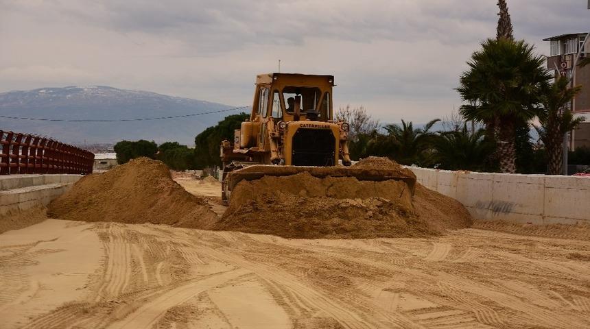 Alaşehir trafiğini rahatlatacak kavşak