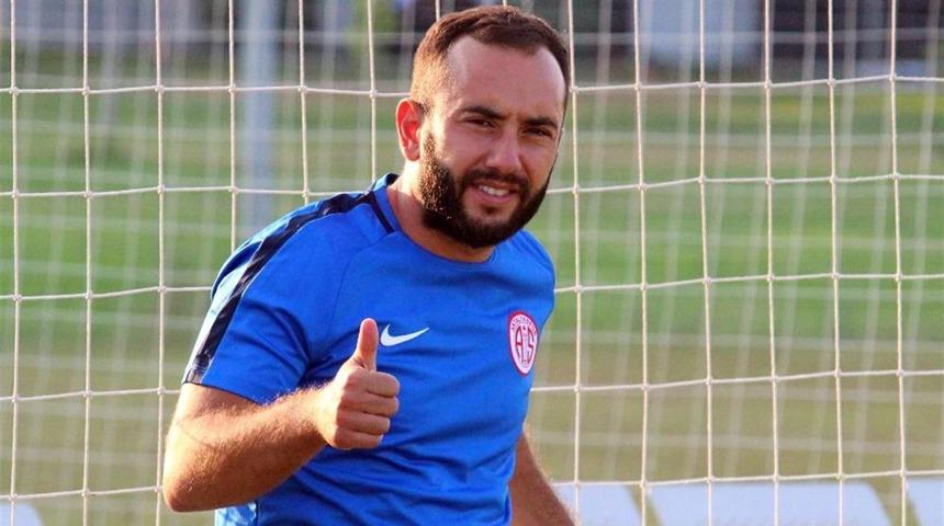 Olcan Adın'ın Shkendija ile anlaştığı iddia edildi