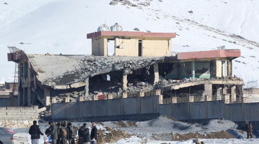 Dünya şokta! 126 askeri katlettiler