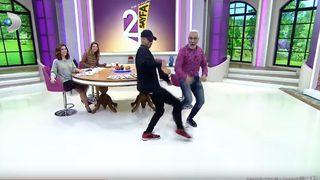 Tarık Mengüç ve oğlunun canlı yayında olay yaratan dansı! 