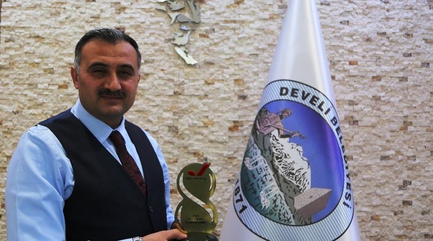 Başkan Cabbar yılın yerel yöneticileri arasında