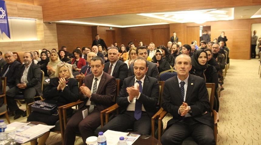 Trabzon&rsquo;da &rsquo;Turizmin G&uuml;&ccedil;l&uuml; Yarınları İ&ccedil;in Geleceği Planlayan Gen&ccedil;ler&rsquo; projesinin a&ccedil;ılış toplantısı yapıldı