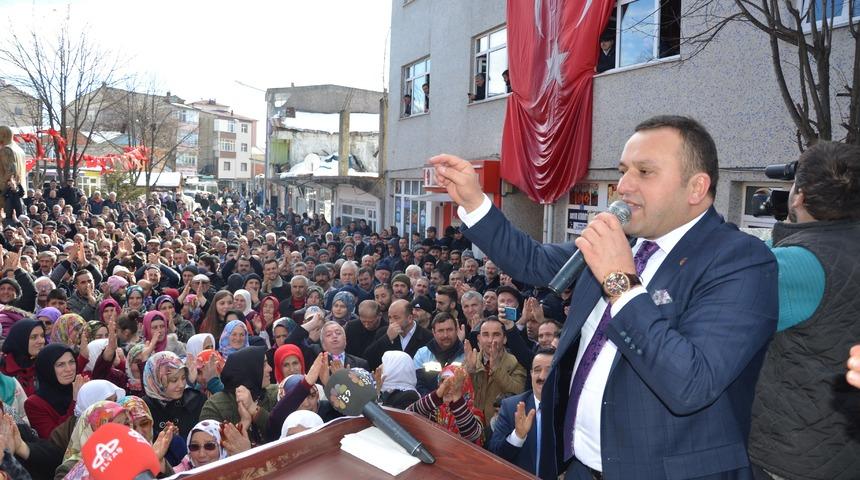 Ordu'nun Çaybaşı Belediye Başkanı İsmet Yanık AK Parti'den istifa etti