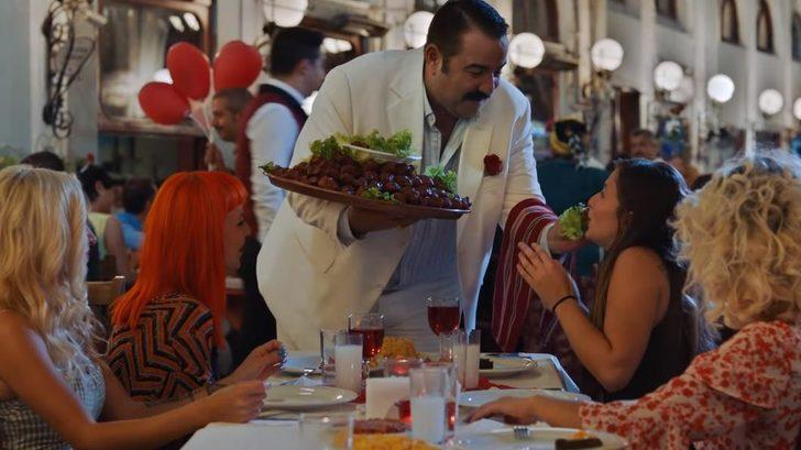 Can Dostlar gişenin ilk sırasında G1