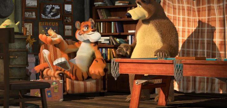 Can Dostlar gişenin ilk sırasında G2