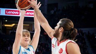 Sarp Levendoğlu, Can Yaman, Alina Boz... Basketbol sahasında kapıştılar! 