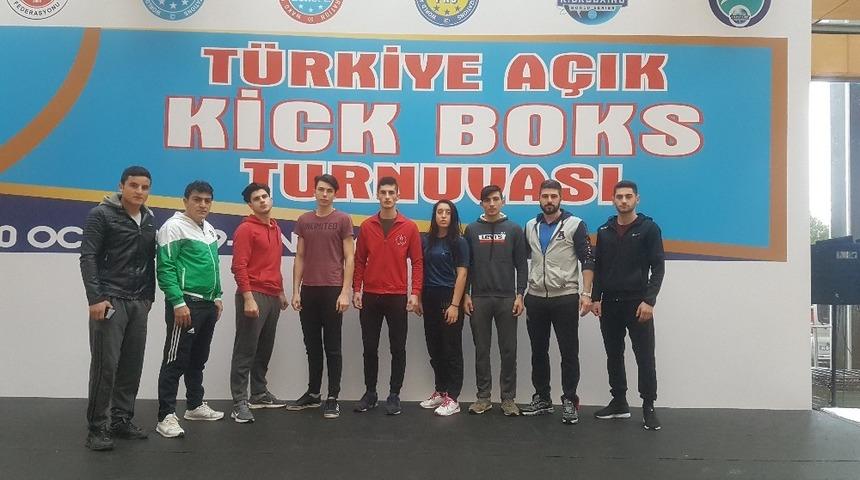 Kick boksta Türkiye ikincisi oldu