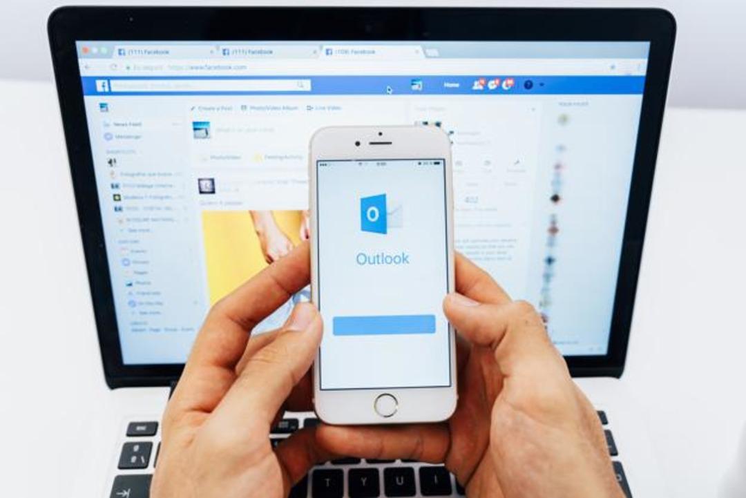 Telefon şarjını en &ccedil;abuk t&uuml;keten uygulamalar 