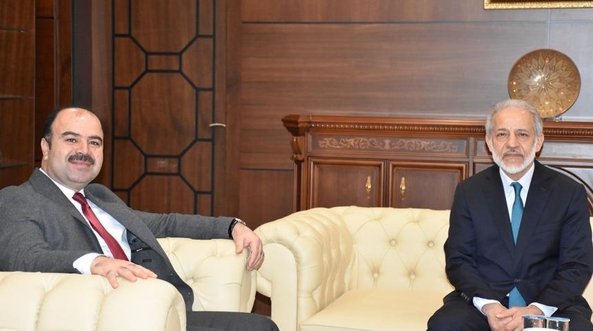 Yeni rekt&ouml;re tebrik ziyaretleri s&uuml;r&uuml;yor