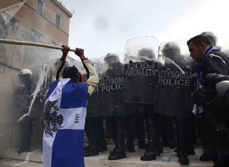 Prespa protestosunun sardığı Atina’dan görüntüler  G4