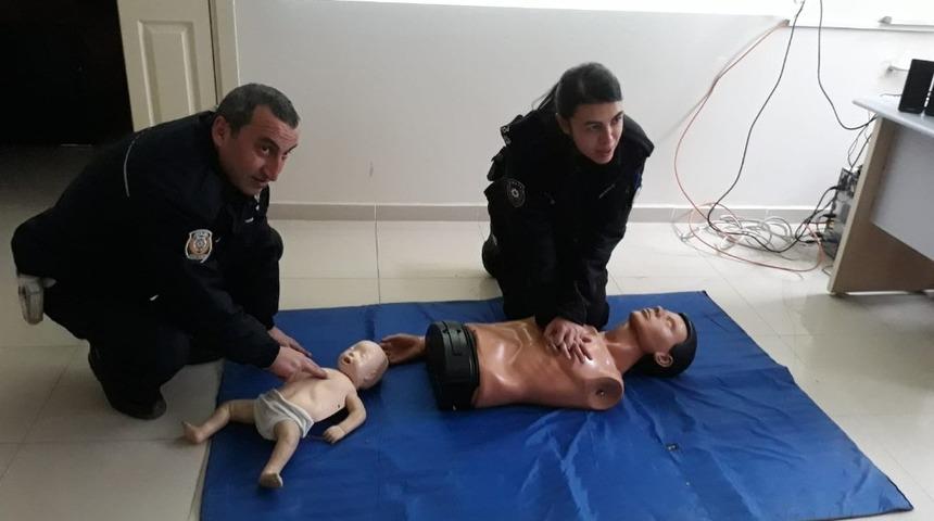 Bilecik&rsquo;te polislere ilk yardım eğitimi