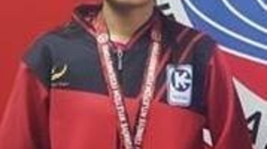 Şampiyon sporcu Sıla Ata, &rsquo;Olimpik Hazırlık Kampı&rsquo;na se&ccedil;ildi