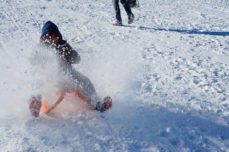 Güneydoğulu öğrencilerin karne hediyesi: Kayak  G3