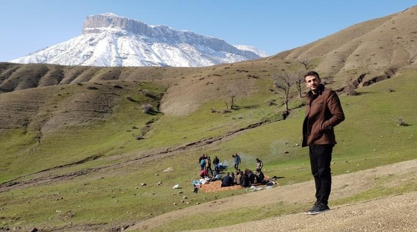 Derecik&rsquo;te kış g&uuml;n&uuml; bahar keyfi