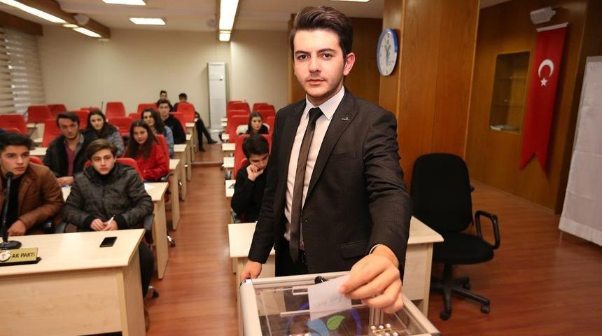 Merkezefendi Okul Başkanları Meclisi yeni başkanını seçti