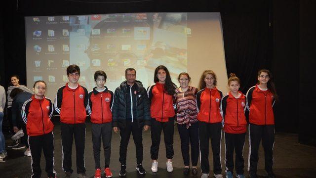 Genç sporculara sağlıklı beslenme eğitimi