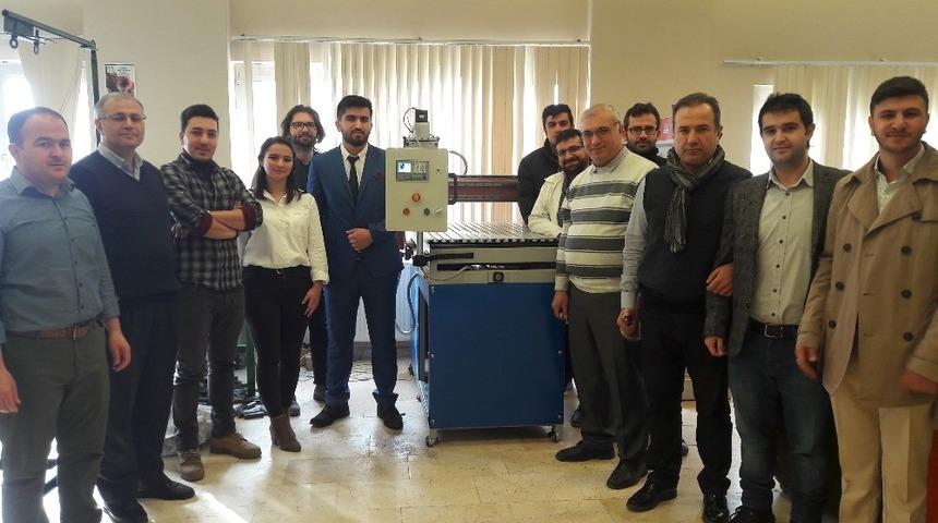 &Ouml;ğrenciler milyon liralık cihazı kendileri tasarlayıp &uuml;retti