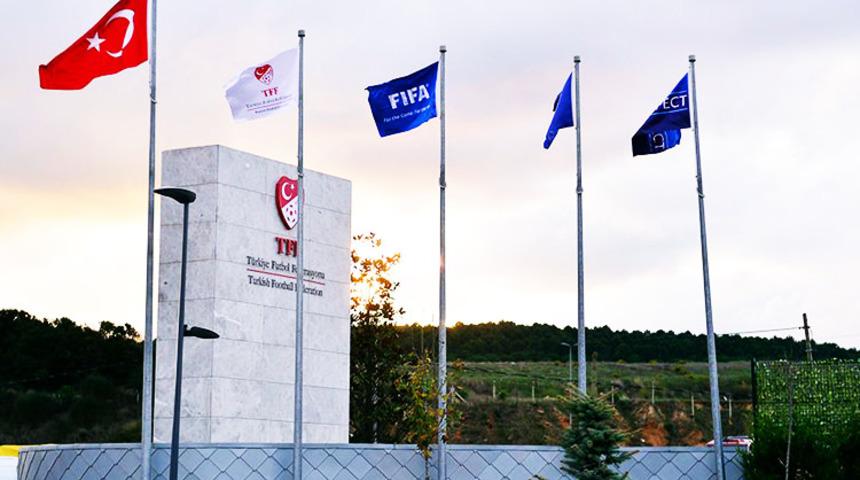 Akhisarspor, Beşiktaş maçına 13 yabancı ile çıktığı için PFDK'ya sevk edildi