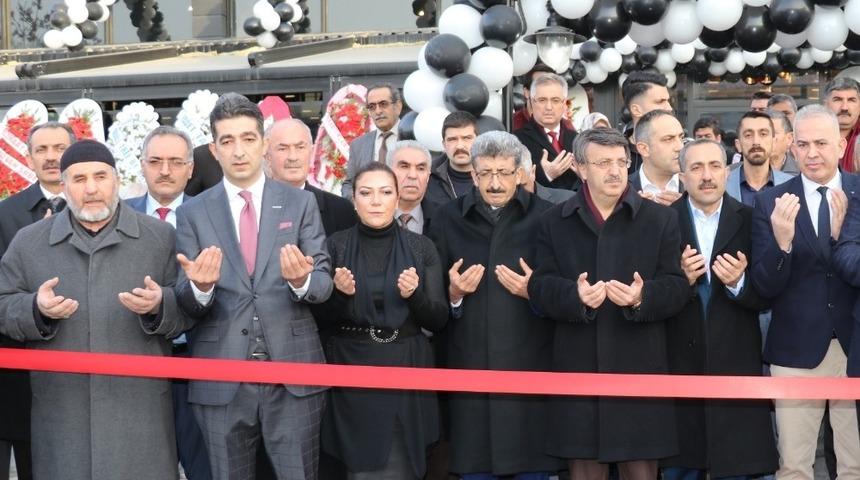 Moloko Coffee Bistro Restaurant Van Şubesi a&ccedil;ıldı