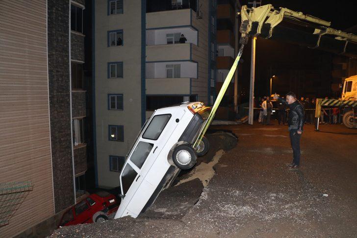 Sesi duyan mahalleli sokağa fırladı! Şoke eden görüntü G5