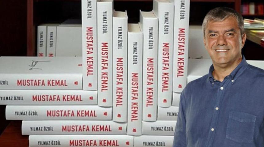 Yılmaz Özdil'in olay yaratan 'Mustafa Kemal' kitabı satışa sunulmasından kısa süre sonra tükendi