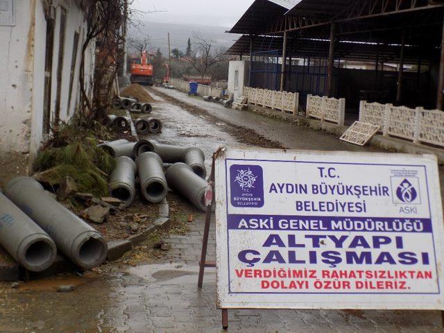 Kanalizasyon kazısı sırasından binlerce yıllık tarih ortaya çıktı