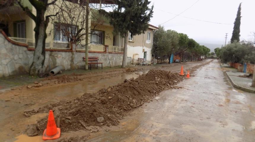 Kanalizasyon kazısı sırasından binlerce yıllık tarih ortaya &ccedil;ıktı