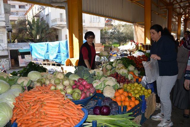 Biberin kilosu pazarda 20 lirayı buldu