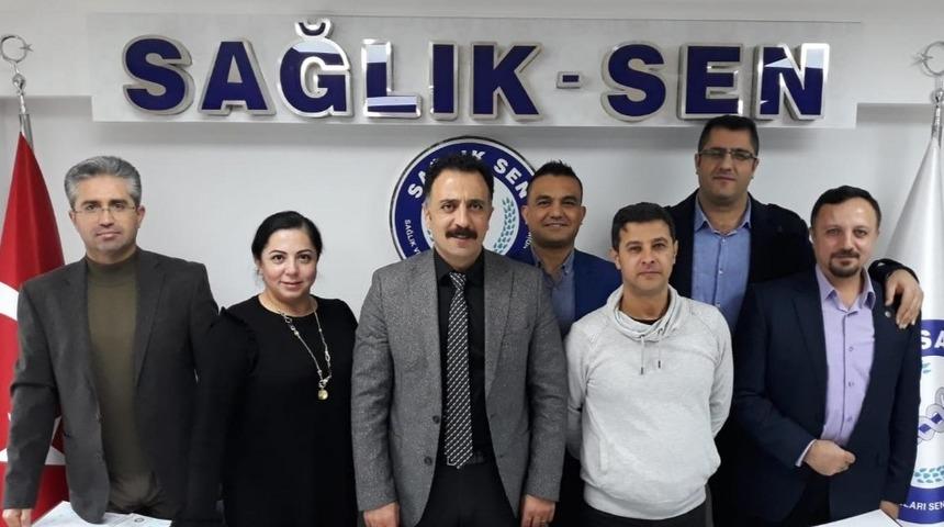 Sağlık-Sen&rsquo;den Yılmaz &Ouml;zdil tepkisi