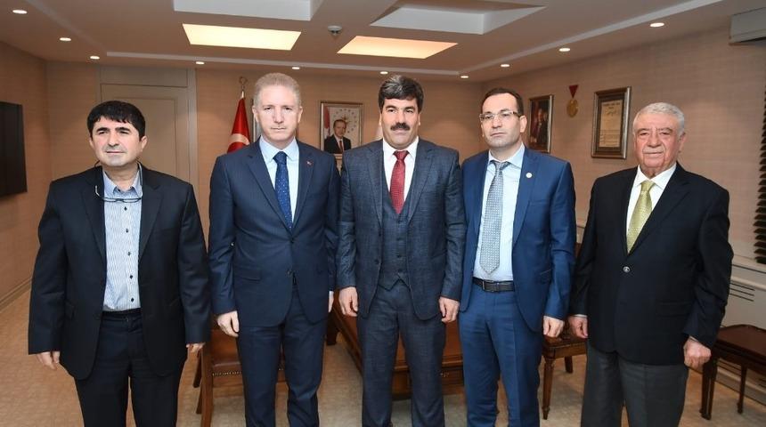 Anka&rsquo;dan Vali G&uuml;l&rsquo;e ziyaret