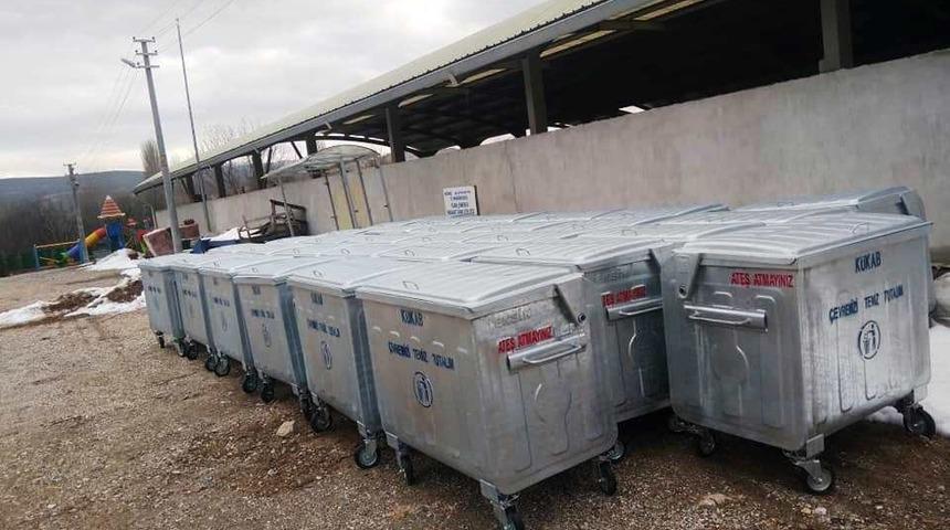 Hisarcık Belediyesi’ne 32 yeni çöp konteyneri