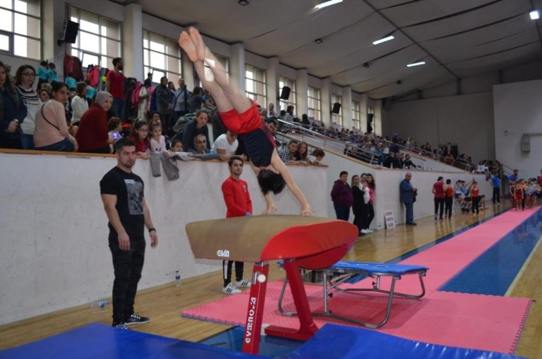 Karnelerini aldılar, spora koştular