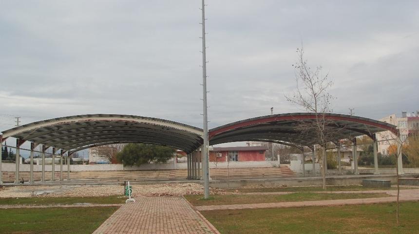 Serik’te yeni kapalı alanlar hizmete sunuldu