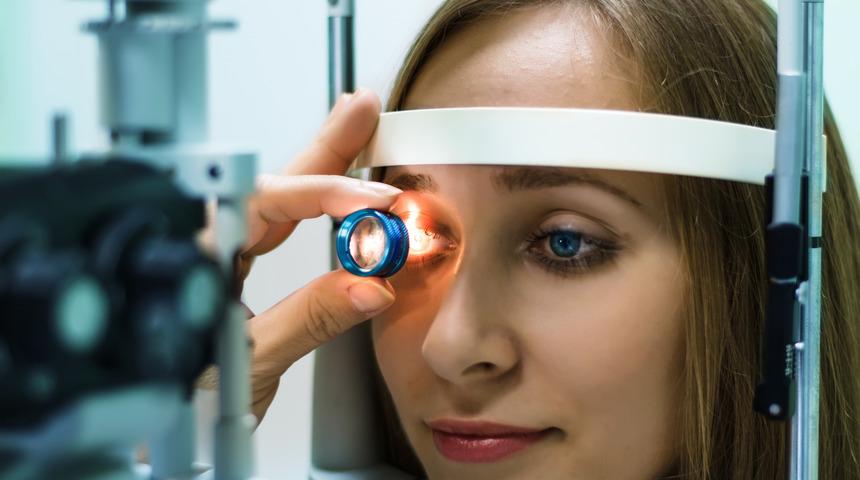 Diyabeti olanlar dikkat! Göz sağlığını tehdit ediyor!