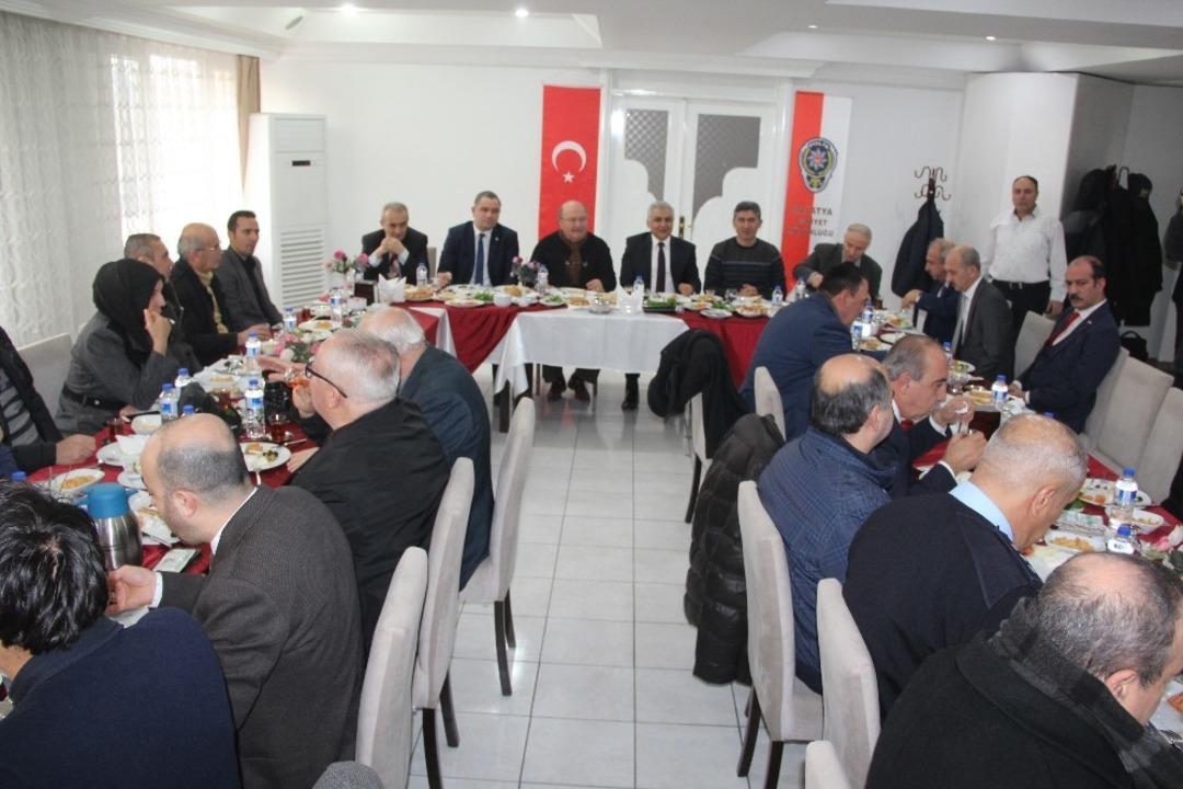 Emniyet M&uuml;d&uuml;r&uuml; Urhal&rsquo;dan 2018 yılı değerlendirmesi