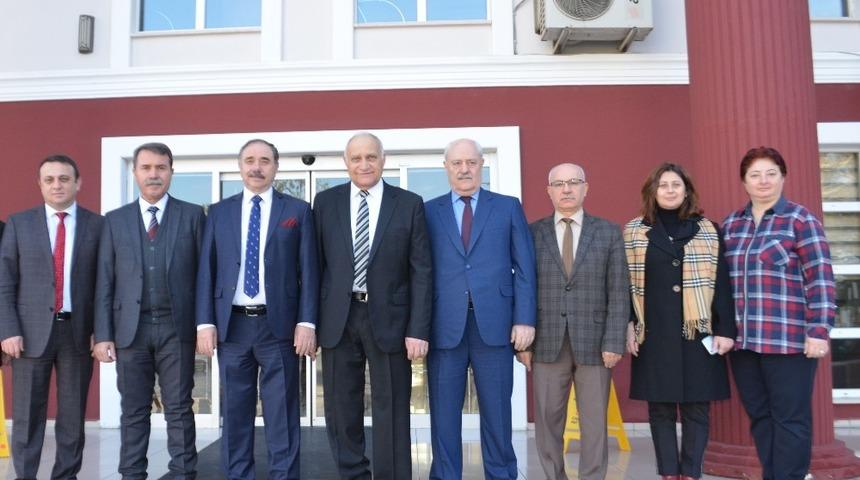 Coşkun &Ouml;ncel, SASKİ &ccedil;alışanları ile vedalaştı