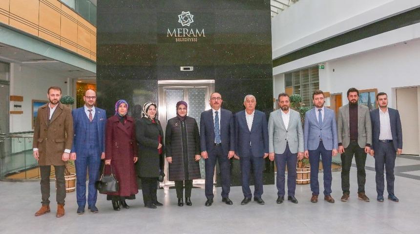 Mustafa Kavuş ve Mustafa Dolular Başkan Toru&rsquo;yu ziyaret etti