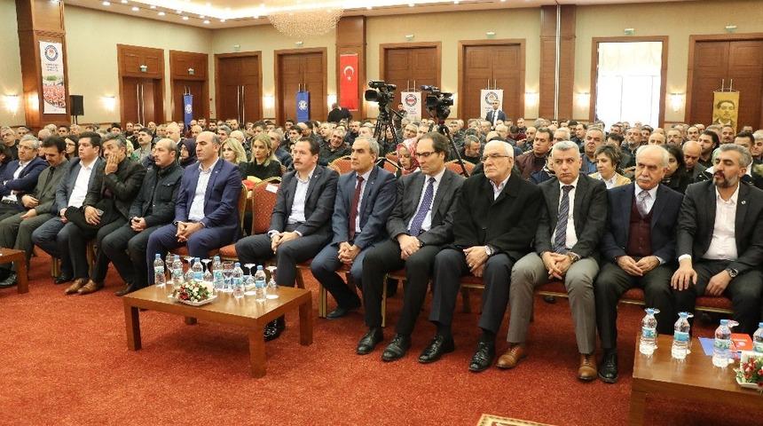 &lsquo;Eğitim y&ouml;netiminde liderlik ve iletişim&rsquo; semineri