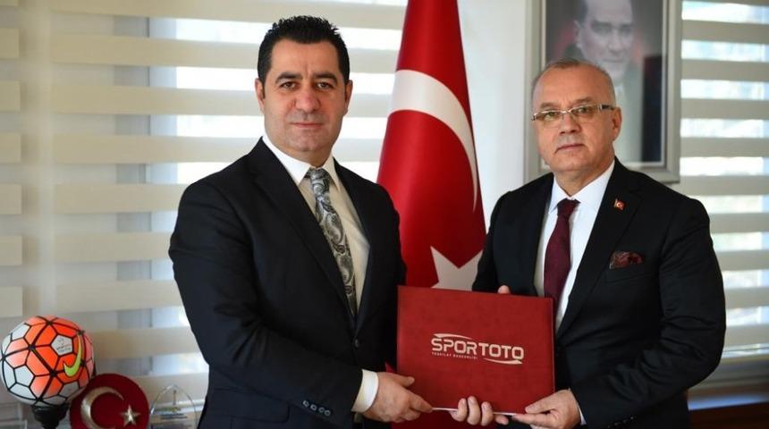 Spor Toto Teşkilatı, Salihli&rsquo;ye futbol sahası yapacak