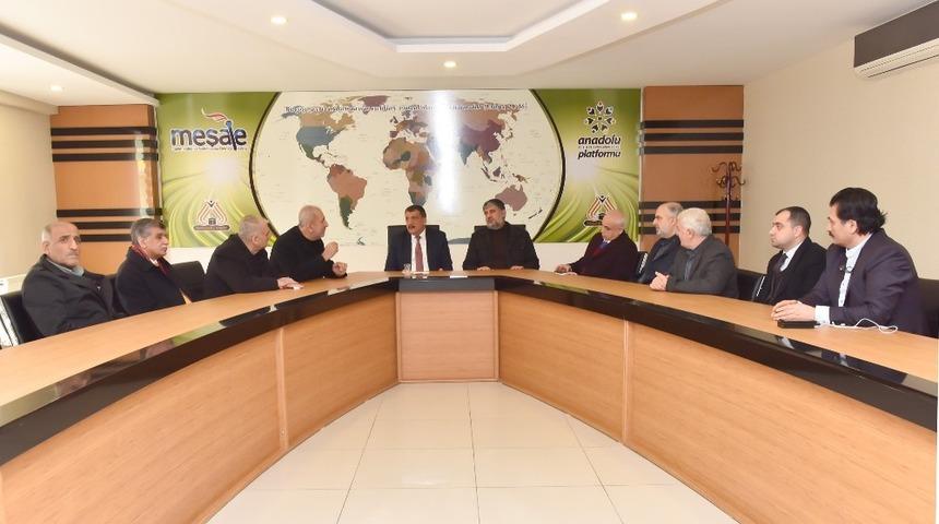 G&uuml;rkan&rsquo;dan Meşale Derneğine ziyaret