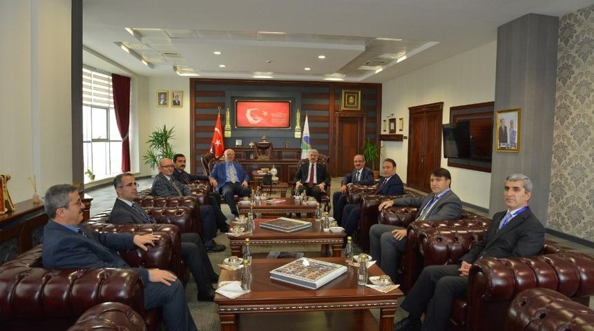 Pilot &Uuml;niversiteler Y&ouml;nerge Hazırlama &Ccedil;alıştayı yapıldı