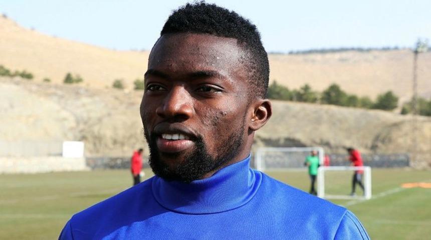 Çaykur Rizespor Okechukwu Godson Azubuike'yi kiraladı